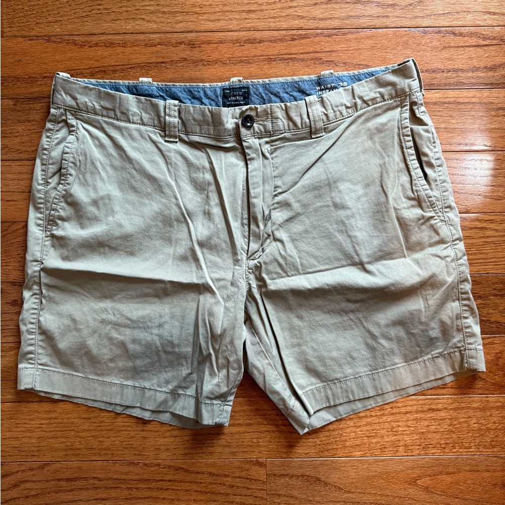 J.Crew men’s chino shorts - 7” inseam